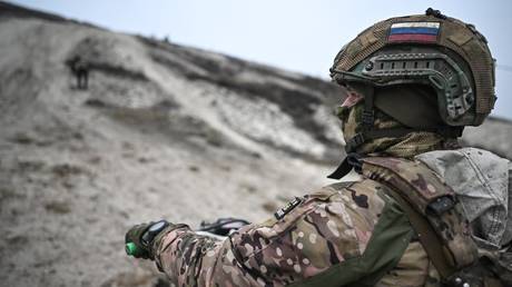 Россия отменила административную депортацию для иностранцев, служивших в армии