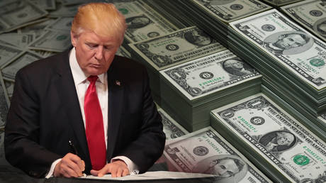 Доллар по-прежнему: подпись Трампа появится на банкнотах США впервые в истории