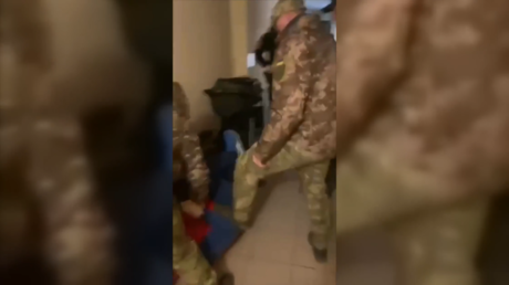 «Я американец!»: мужчина с паспортом США остановил насильственную мобилизацию во Львове