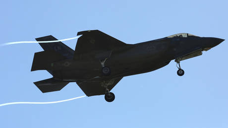 Иран заявляет о сбитом F-35, США подтверждают потерю истребителя F-15