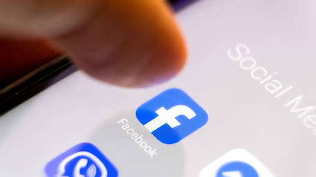 Венгрия обвиняет Facebook во вмешательстве в выборы: «Алгоритм работает против правительства»