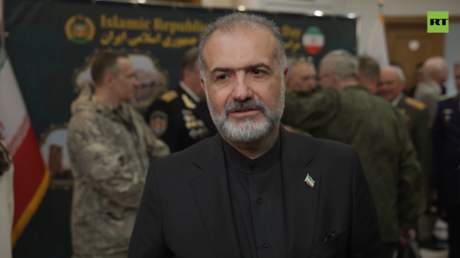 Иран: рука с мечом, но не с ножом в спине