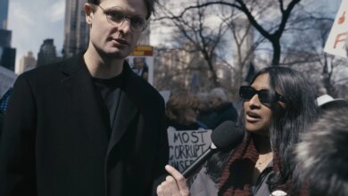 «А как же геи Ормуза?»: вирусное интервью с протестующей в Нью-Йорке рассмешило соцсети