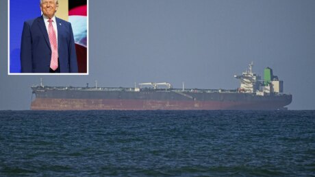Первый проход за время войны: корабли ВМС США вошли в Ормузский пролив