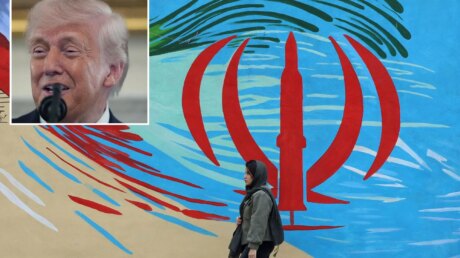 Трамп пригрозил «взорвать остатки Ирана вместе с лидерами» на фоне блокады Ормузского пролива