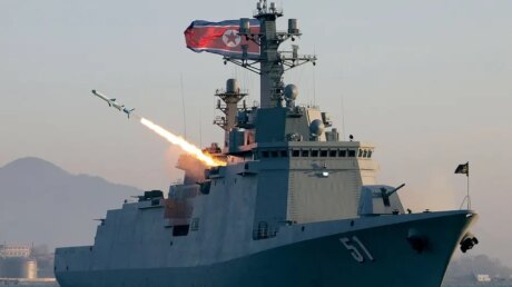 Ракетный показ Ким Чен Ына: Северная Корея испытала крылатые и противокорабельные ракеты с нового эсминца