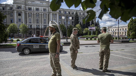 Охота на мужчин: почти 12 000 жалоб на «бусификацию» — как Украина ловит уклонистов