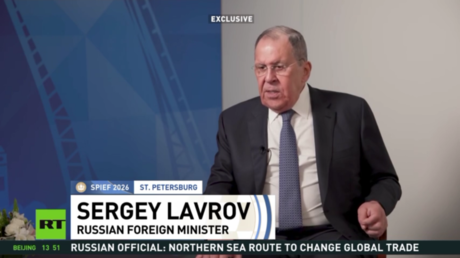 Лавров: Европа боится, что Украина развалит Евросоюз, и потому толкает её в НАТО