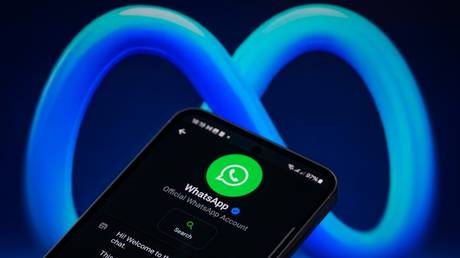 Евросоюз открывает WhatsApp для конкурентов: Брюссель обязал Meta бесплатно пускать чужие ИИ-ассистенты на свою платформу