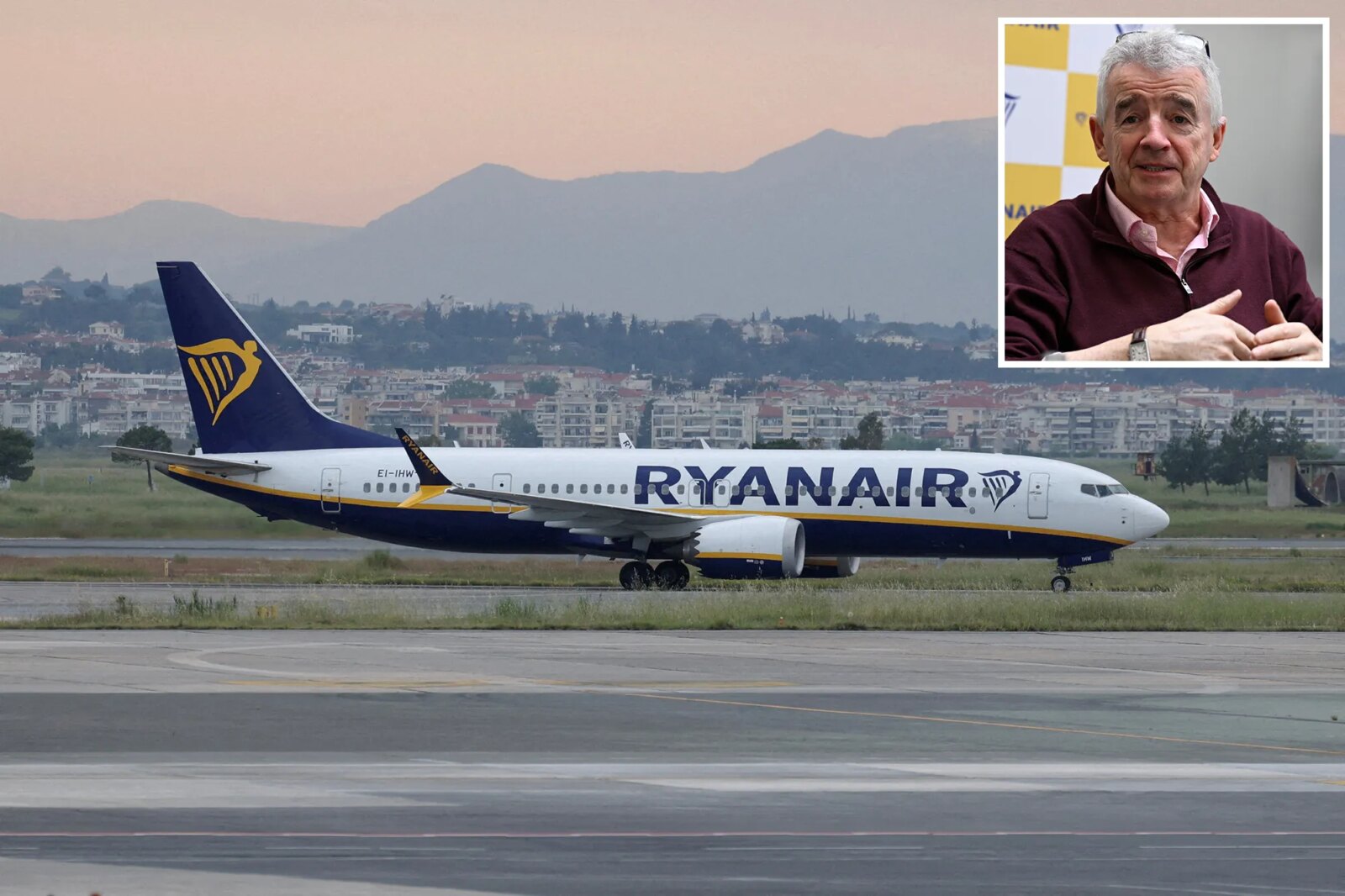 Вынужденная щедрость: Ryanair «скрепя сердце» разрешит родителям сидеть рядом с детьми бесплатно