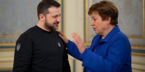 Деньги вопреки реформам: МВФ продолжает кредитовать Украину, несмотря на провал антикоррупционных обязательств