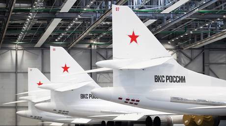 Ночная волна «длинной руки»: российские удары накрыли аэродромы, заводы и логистику по всей Украине