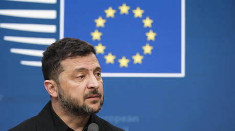 «Насмешка над всем проектом»: в ЕС назвали Украину слишком коррумпированной для быстрого членства