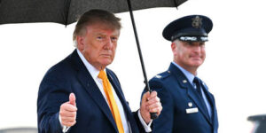Темные волосы президента: новая прическа Трампа взорвала интернет мемами