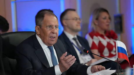 Лавров: лидеры ЕС «испугались до смерти» мирных предложений Трампа и похоронили их