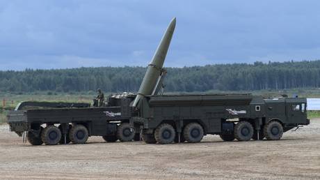 После паузы для переговоров: Россия нанесла удары по военным объектам в Киеве