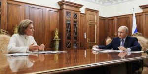 Россия помогает Уганде в борьбе со вспышкой Эболы: диагностический тест показал высокую эффективность