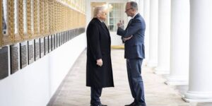 Конец эпохи безоговорочной дружбы: Мерц обвиняет Вашингтон в разрыве трансатлантических отношений