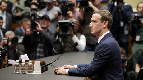 Суд обязал Meta выплатить $25 млрд за обман пользователей в скандале с Cambridge Analytica