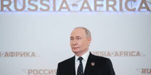Путин принимает африканских лидеров в Кремле на второй день саммита Россия–Африка