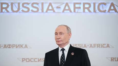Путин принимает африканских лидеров в Кремле на второй день саммита Россия–Африка