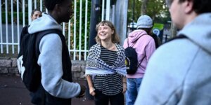 Грета Тунберг присоединилась к протестам студентов во Франции на фоне массовых арестов и закрытия школ