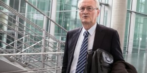 Бывший глава разведки Германии арестован: Август Ханнинг обвиняется в шпионаже и измене
