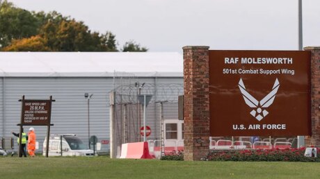 Нарушение на RAF Molesworth: двое граждан Латвии арестованы на секретной базе США и НАТО
